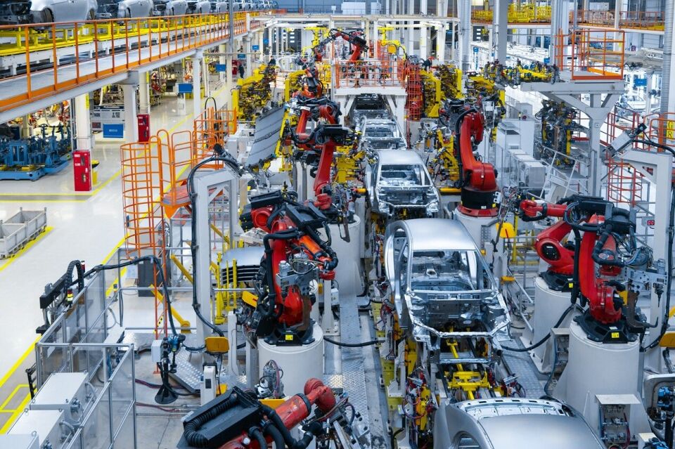 Znaczenie automatyzacji i robotyzacji w branży automotive